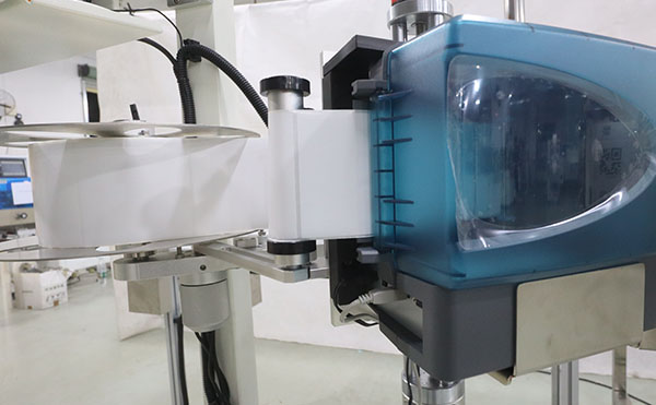 即時打印貼標(biāo)機(jī),打印貼標(biāo)機(jī)設(shè)備,貼標(biāo)機(jī)廠家,高臻智能